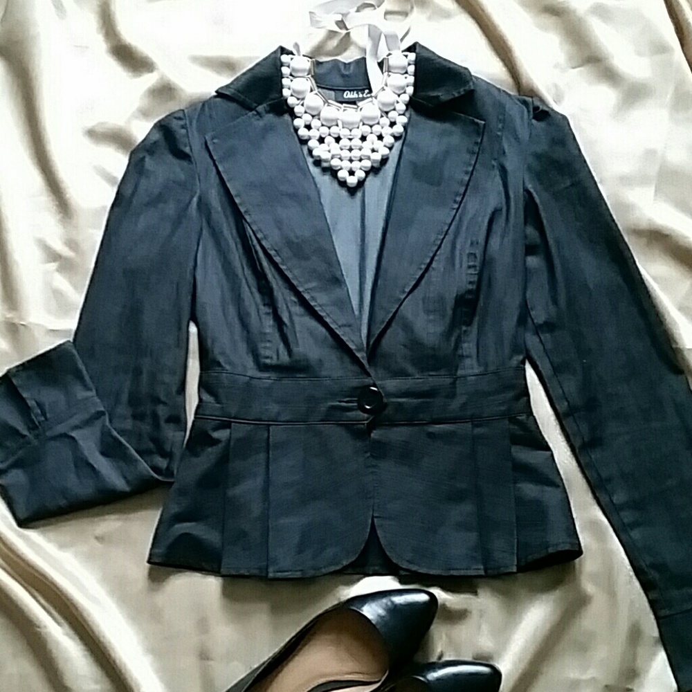 Awesome dressy blazer